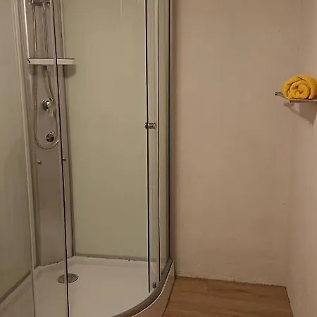 Monteur - Goennern Fuer 1 Person